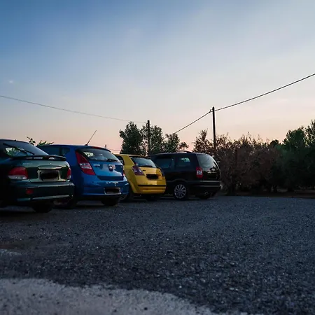 Platanos New ניאה מודאניה