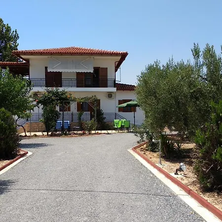 Holiday home Platanos New Nea Moudania