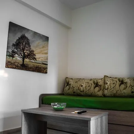 Holiday home Platanos New